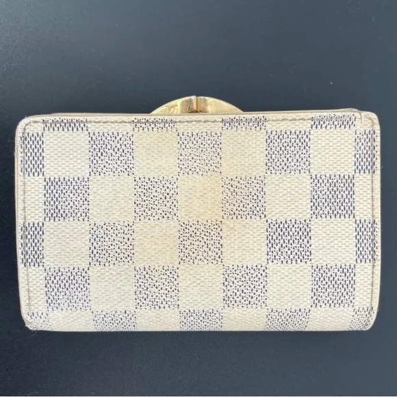 ✨Authentic Louis Vuitton White Damier Leather Wallet - Picture 5 of 11
